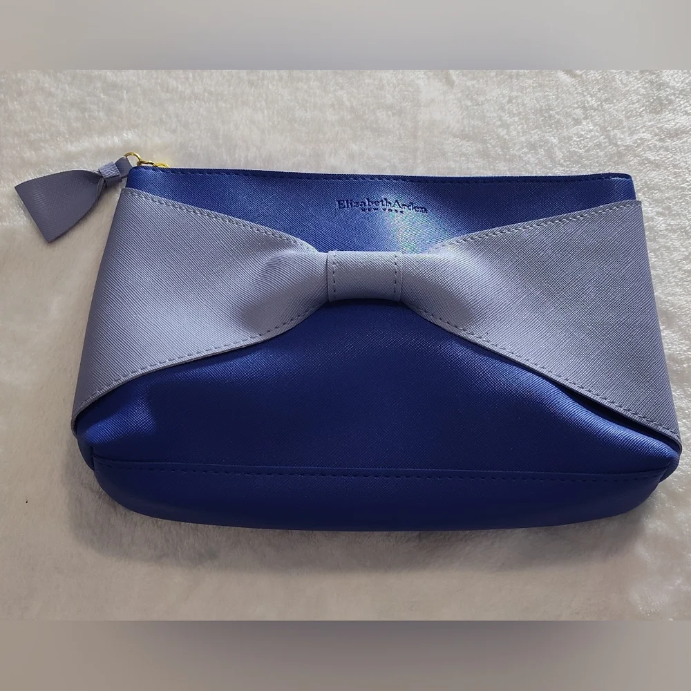 Elizabeth Arden Blue and Silver Clutch - Picture 1 of 12